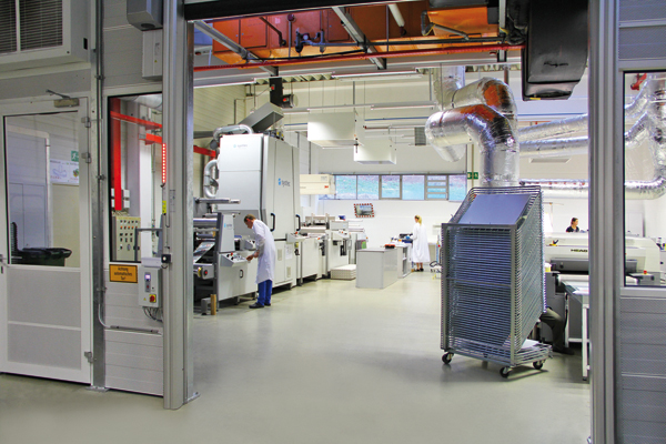 Reinraum Produktion Fertigung Baugruppe
