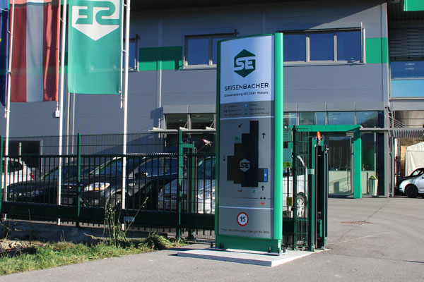 Werbepylon Seisenbacher