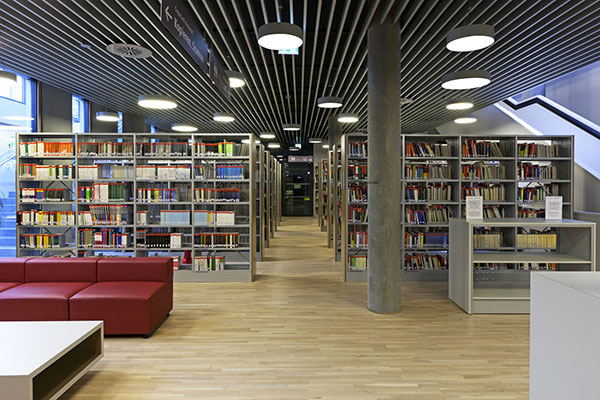 Bibliotheksregale, Fachbodenregale Uni Wien
