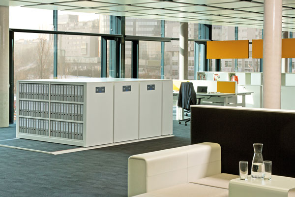 Verfahrbares Büroregal, Ordnerregal