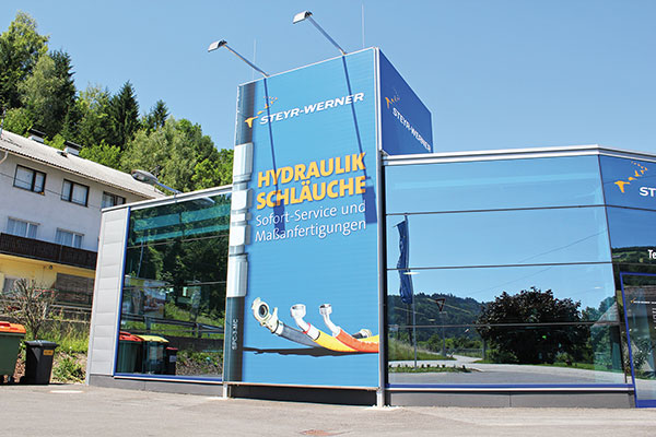 Steyr Werner Firmenbeschriftung/Fassade