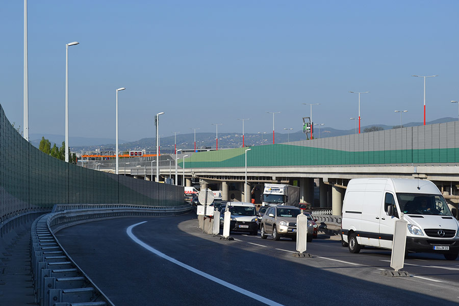 Lärmschutzwand an der A23 Knoten Inzersdorf aus Aluminium