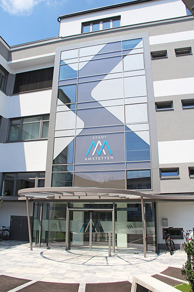 Eingangsbereich Rathaus Amstetten