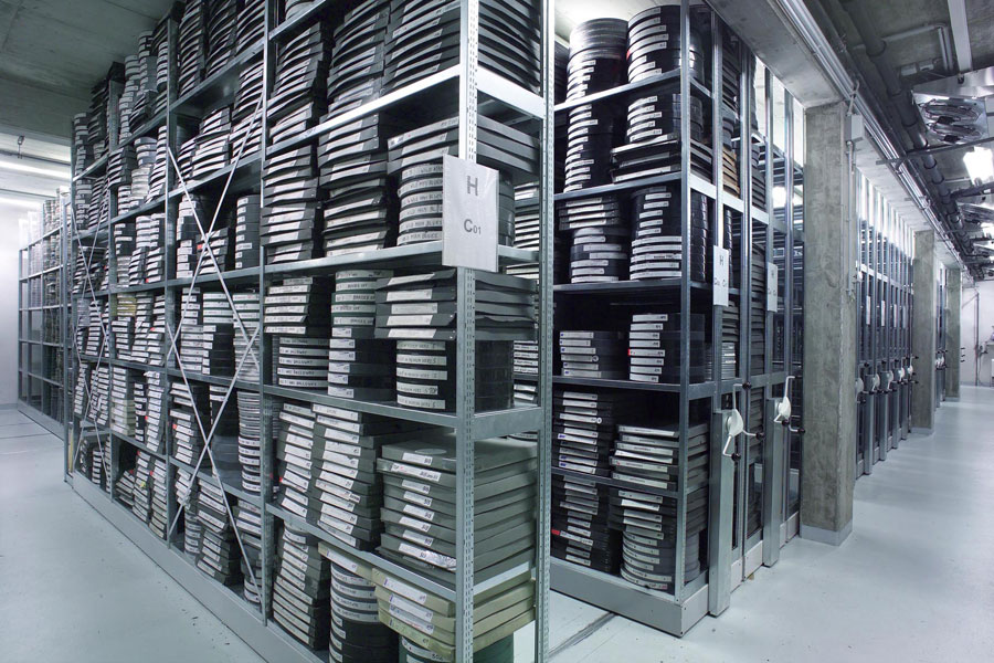 Filmarchiv Archivregale