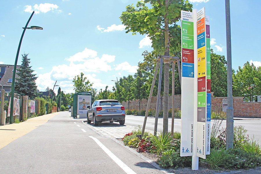 Fußgängerleitsystem Wiener Neudorf